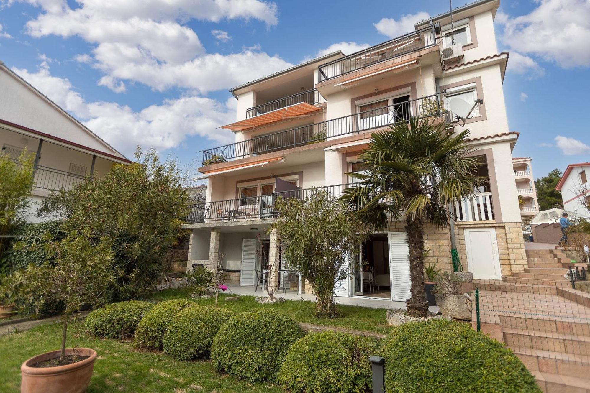 Apartments Karmen 1 Цриквениця Екстер'єр фото