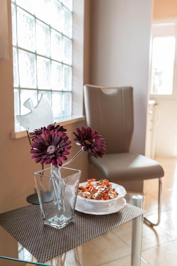 Apartments Karmen 1 Цриквениця Екстер'єр фото