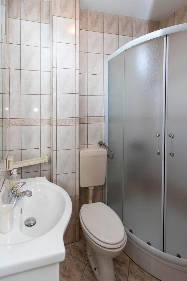 Apartments Karmen 1 Цриквениця Екстер'єр фото